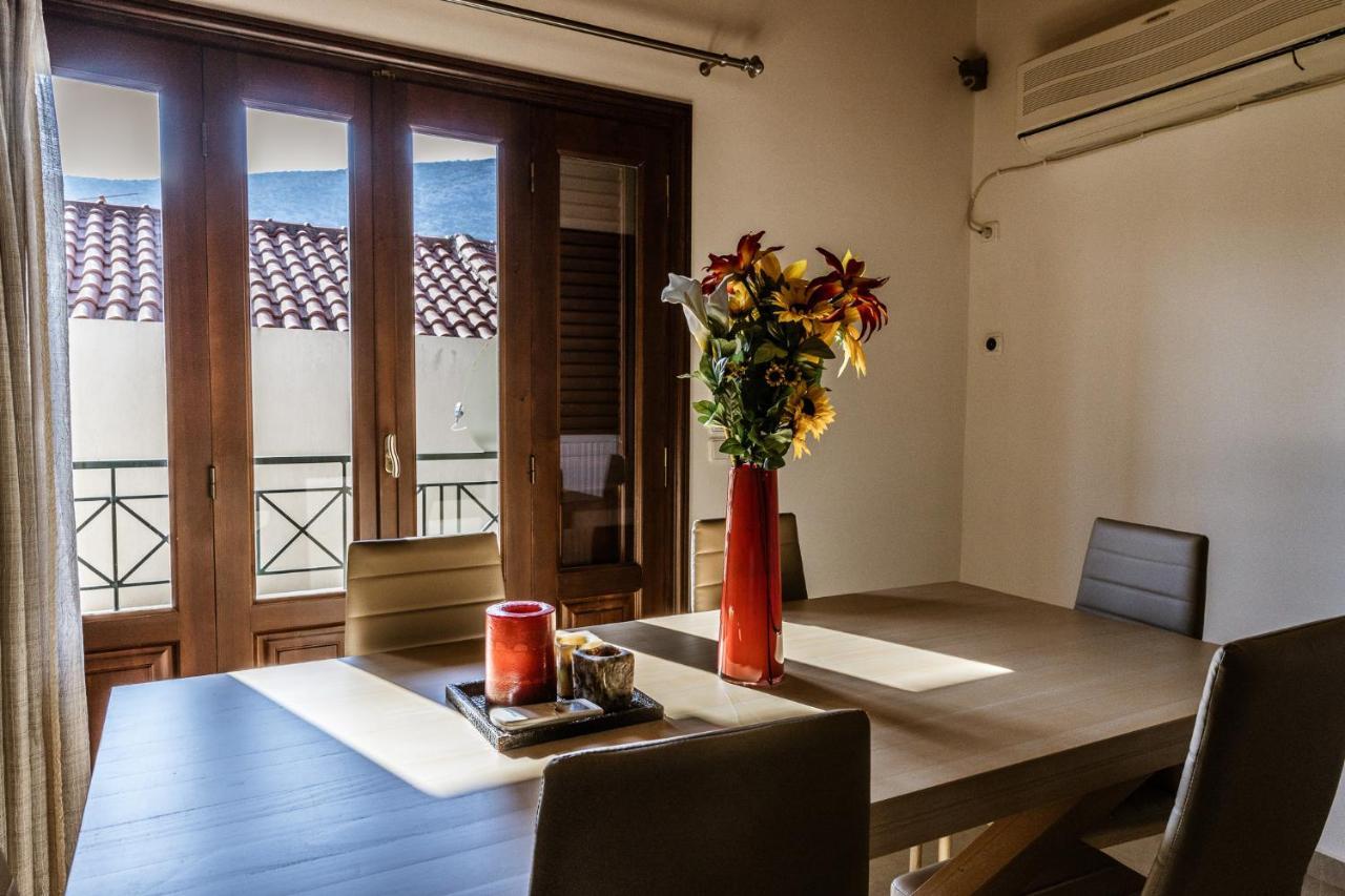 Cactus Maisonette Near Airport Villa Pórto Ráfti Buitenkant foto