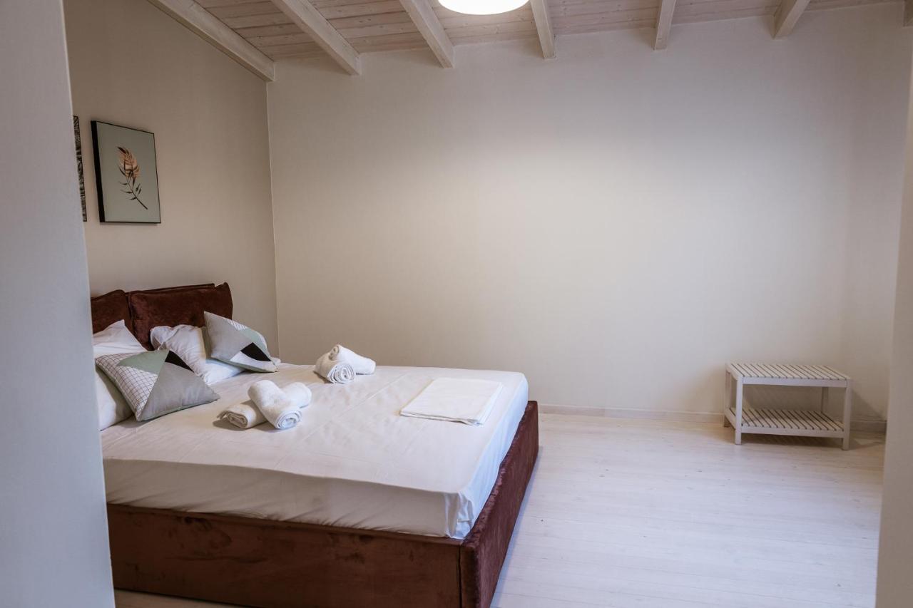 Cactus Maisonette Near Airport Villa Pórto Ráfti Buitenkant foto